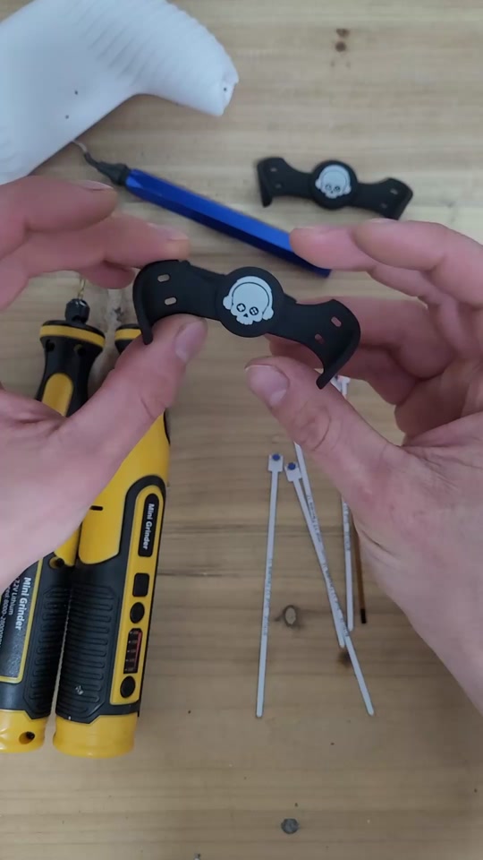 Scull V3 Paddle Einbauanleitung für PS5 Controller