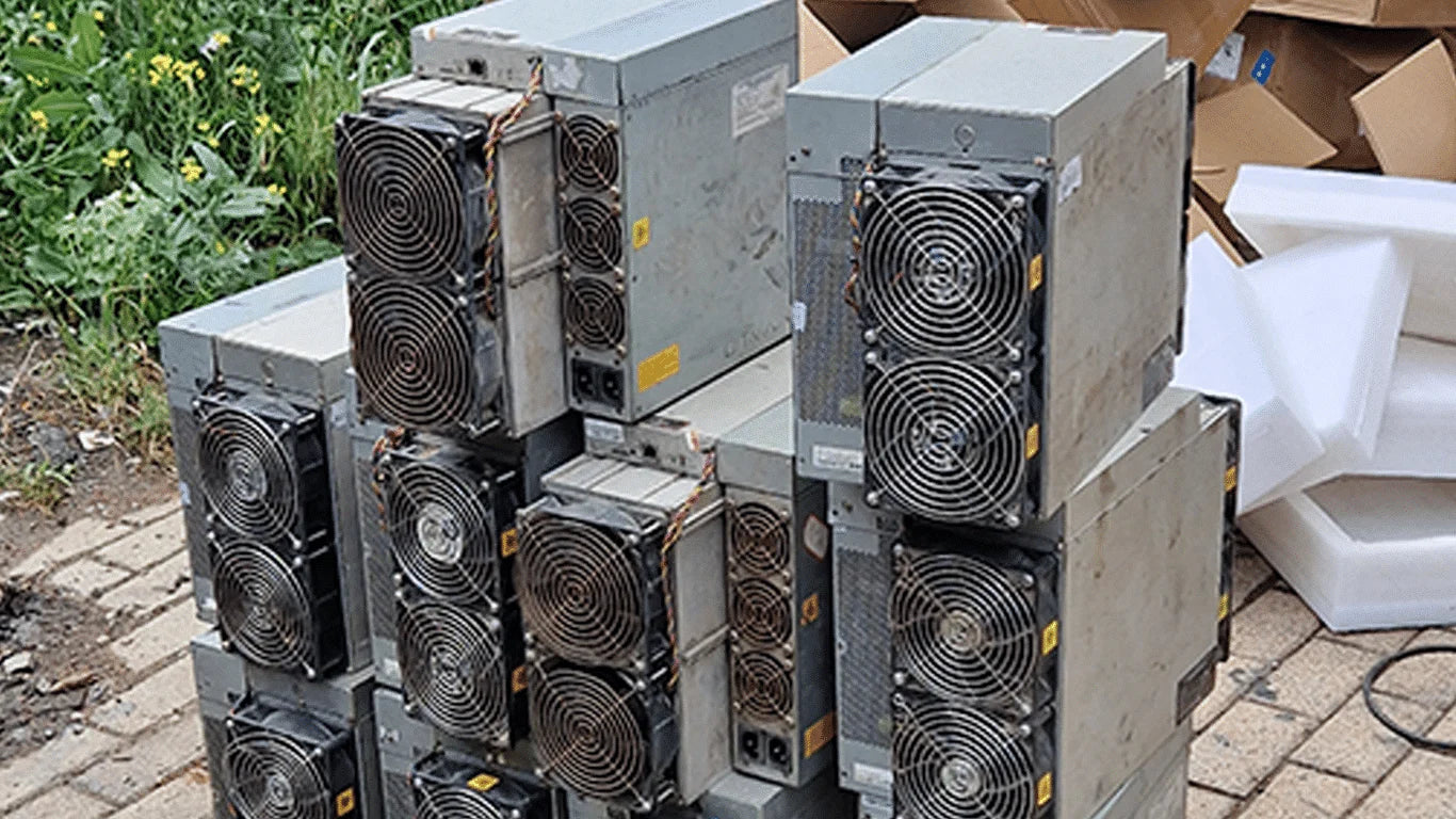antminer_s19_asic_crypto_btc_miner_used_condition_bitro_