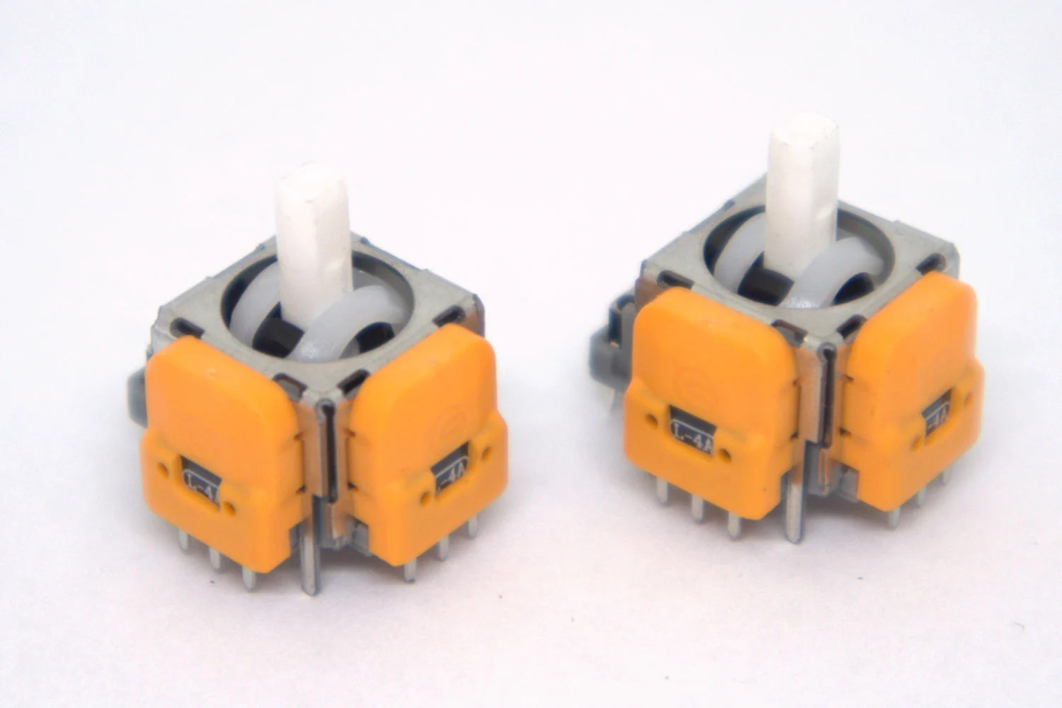 switch_pro_controller_hall_effect_sticks_hes_joysticks_analogsticks