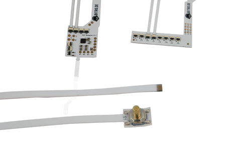Detailansicht Metall 5mm Taster Flexkabel mit weißer Platine und BITRO Logo
