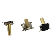 Drei ungelötete SMD Metalltaster mit goldenem Betätigungsstift und silberner Basis