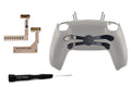 Hellgraue PS5 Controller Rückschale mit schwarzem 4er Paddle Anubis V3 und Remapper Platinen