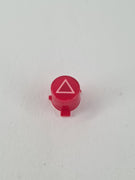Rote PS5 Dreieck Taste mit weißem Symbol auf weißem Hintergrund
