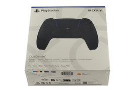 Weiße Originalverpackung eines schwarzen Sony DualSense Wireless Controllers für die PlayStation 5