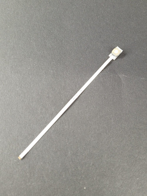 Weißes Flexkabel mit Silikon Taster und goldenen Kontaktflächen